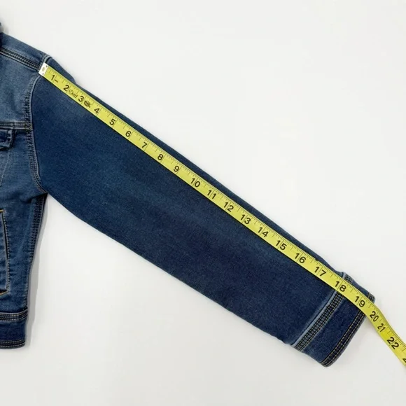 Cat & Jack Girl’s Denim Jacket Blue Size: 7/8 Spring Layering - Picture 7 of 7